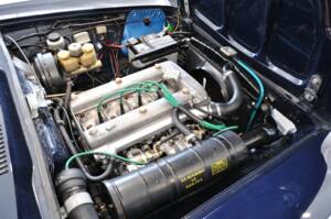 Bild 12/30 von Alfa Romeo Giulia GT 1300 Junior (1971)