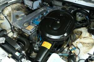 Image 39/50 of Mercedes-Benz 280 CE (1980)