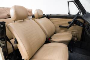 Bild 17/32 von Volkswagen Käfer 1303 LS (1978)