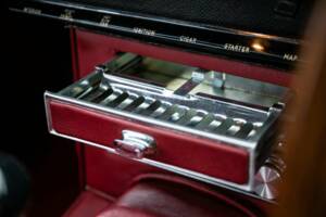 Image 20/39 de Jaguar Type E 4.2 (1966)