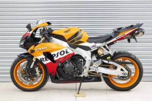 Bild 2/42 von Honda CBR 1000 RR Fireblade (2007)