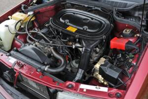 Image 27/31 of Mercedes-Benz 190 E (1993)