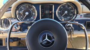 Immagine 5/7 di Mercedes-Benz 230 SL (1966)