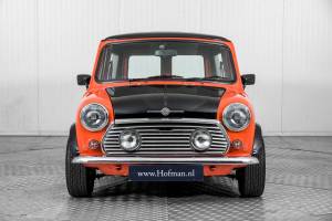 Image 16/50 of Mini Estate (1980)