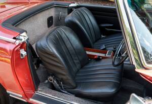 Image 30/33 of Mercedes-Benz 280 SL (1970)