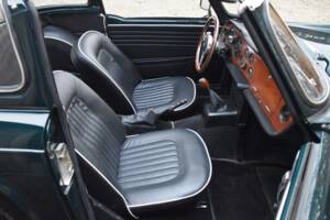 Image 16/29 of Triumph TR 5 PI (1968)