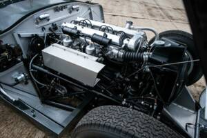Image 18/35 de Jaguar XK 120 C (C-Type) (2016)
