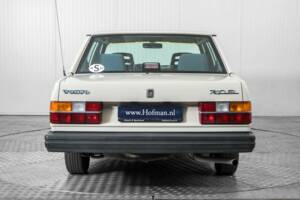 Image 13/50 of Volvo 740 GL (1987)