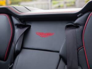 Immagine 44/72 di Aston Martin Vanquish Volante (2016)