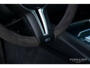 Image 14/50 of BMW M4 CS (2018)