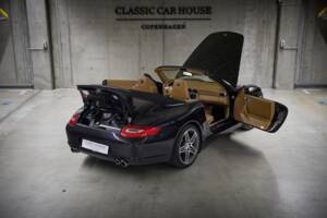 Bild 19/78 von Porsche 911 Carrera 4S (2006)
