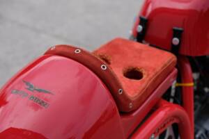 Image 8/44 of Moto Guzzi DUMMY (1972)