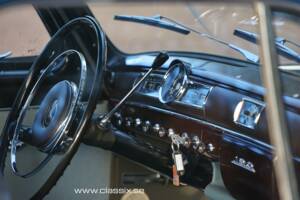 Immagine 18/20 di Mercedes-Benz 190 b (1960)