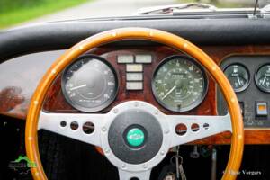 Image 5/49 of Morgan 4&#x2F;4 1600 (1986)