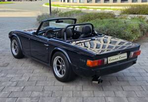 Image 15/49 of Triumph TR 6 PI (1973)