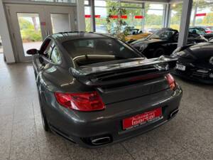 Image 31/41 de Porsche 911 Turbo (2008)