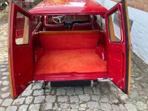 Image 10/24 of Morris Mini Traveller (1968)