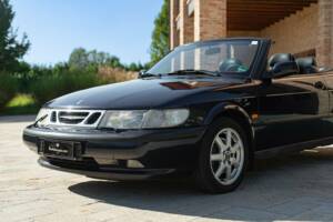 Image 11/50 of Saab 900 2.0i (1997)