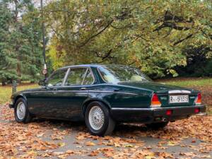 Bild 9/50 von Daimler Double Six (1992)