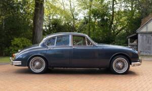 Image 2/50 de Jaguar Mk II 3.8 (1966)