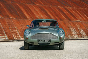 Image 2/39 de Aston Martin DB 4 (1962)