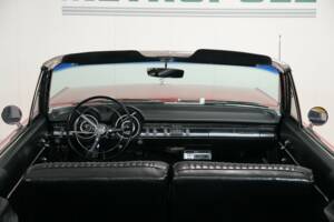 Image 2/44 of Dodge Polara (1965)