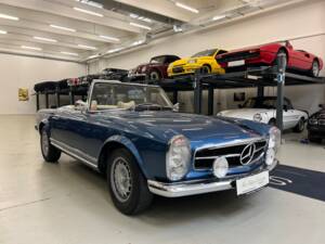 Afbeelding 4/31 van Mercedes-Benz 230 SL (1964)