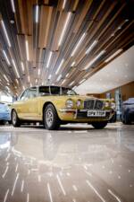 Image 11/50 de Jaguar XJ 6 C 4.2 (1975)