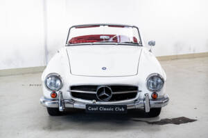 Image 2/35 of Mercedes-Benz 190 SL (1963)