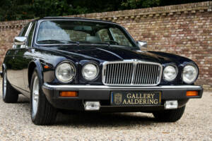 Imagen 47/50 de Jaguar XJ 12 (1985)
