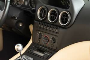 Image 38/47 of Ferrari 550 Maranello (1997)