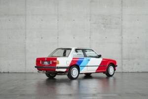 Bild 25/50 von BMW 325i (1986)