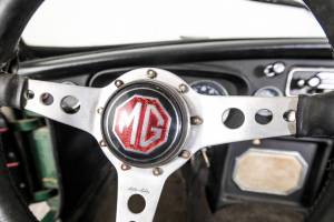 Afbeelding 6/50 van MG MGB GT (1968)