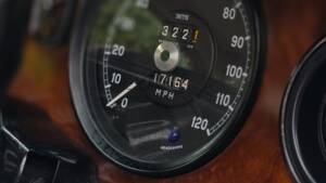 Image 27/50 of Jaguar XJ 6 4.2 (1972)