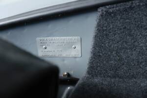 Image 48/50 of Volkswagen Karmann Ghia 1500 (1961)