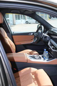 Bild 3/9 von BMW X5 xDrive50e (2023)