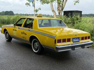 Image 6/22 of Chevrolet Caprice Classic (1985)