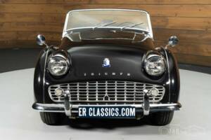 Image 17/19 of Triumph TR 4 (1961)