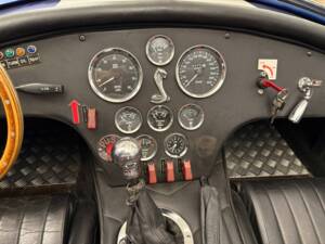 Afbeelding 7/15 van AC Cobra 289 (1965)