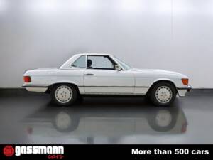 Bild 4/15 von Mercedes-Benz 560 SL (1986)