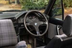 Afbeelding 12/48 van BMW 325i (1990)