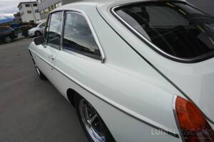 Image 23/54 de MG MGB GT (1974)
