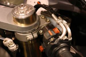 Bild 36/38 von MV Agusta F4 SPR (2003)