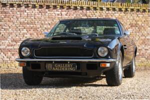 Image 15/50 of Aston Martin DBS V8 (1972)