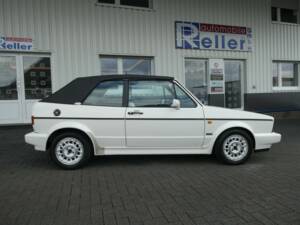 Image 7/23 of Volkswagen Golf Mk I Convertible 1.8 (1992)