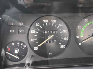 Image 7/22 of BMW 323i (1982)