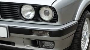 Bild 37/56 von BMW 325ix (1987)