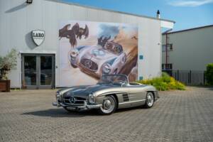 Image 8/38 of Mercedes-Benz 300 SL Roadster (1961)