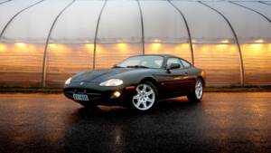 Bild 1/38 von Jaguar XK8 4.0 (1996)