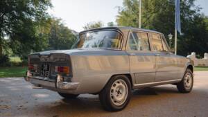 Afbeelding 17/37 van Alfa Romeo Giulia Nuova Super 1600 (1965)